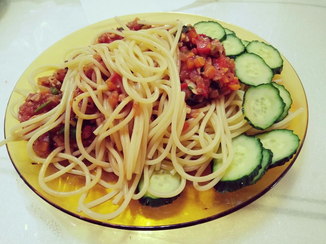 意式番茄肉酱面