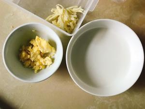 腊肠芝士牛奶蒜香意面（自创清库存版）的做法 步骤1