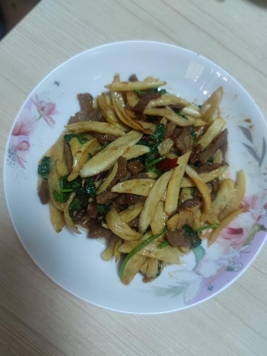 茭白炒牛肉