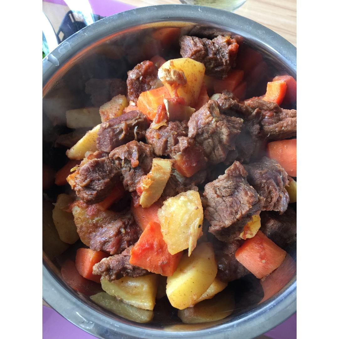 土豆炖牛肉