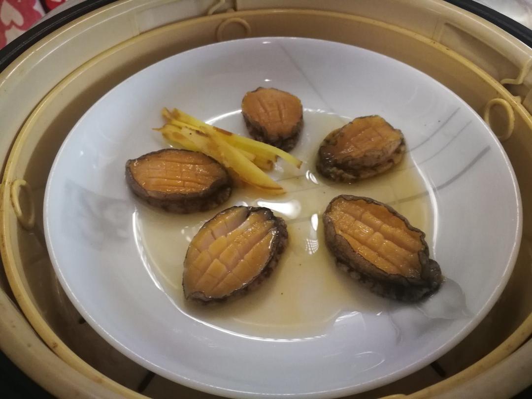 清蒸小鲍鱼