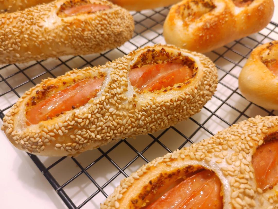 法式爆汁脆肠面包