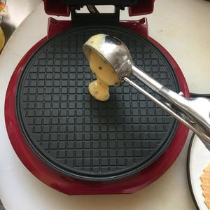 清新少油酥脆鸡蛋卷（饼）的做法 步骤7