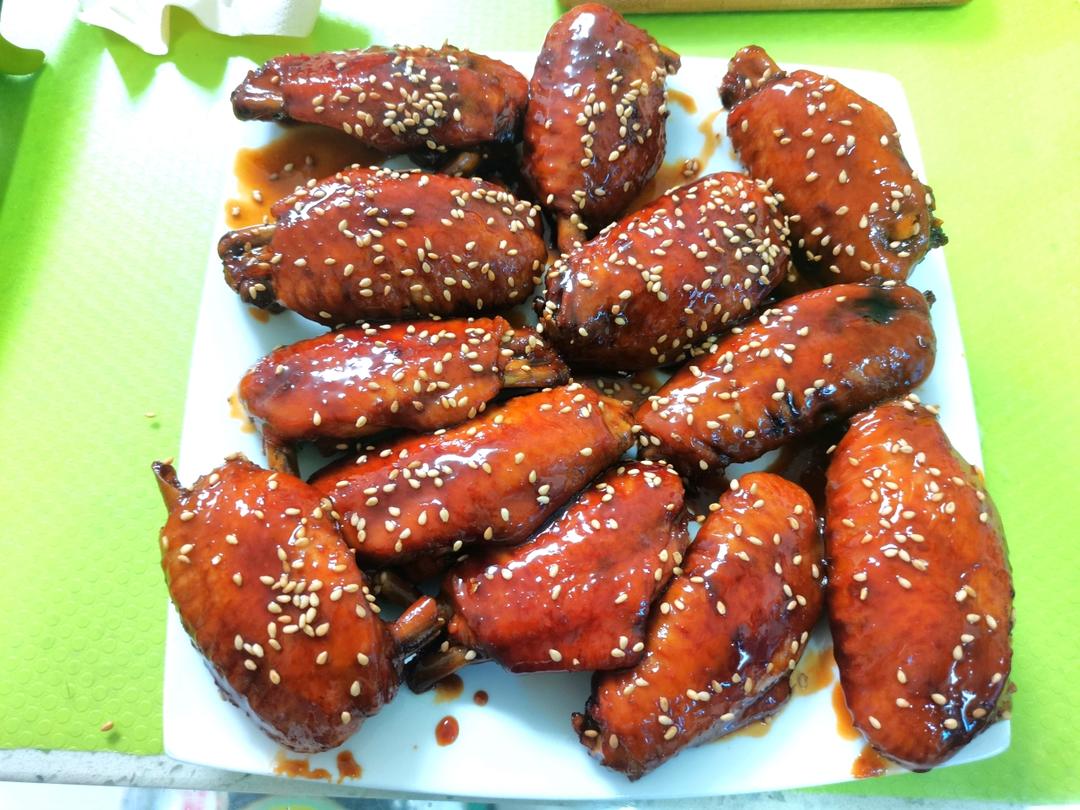 厨师长教你：“可乐鸡翅”的家常做法，味道鲜嫩可口，先收藏起来