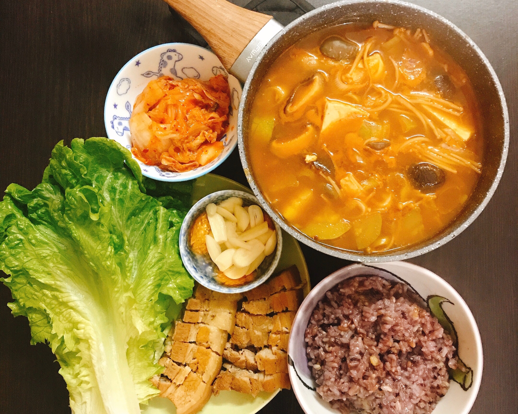 咕嘟咕嘟幸福感的韩式大酱汤的做法