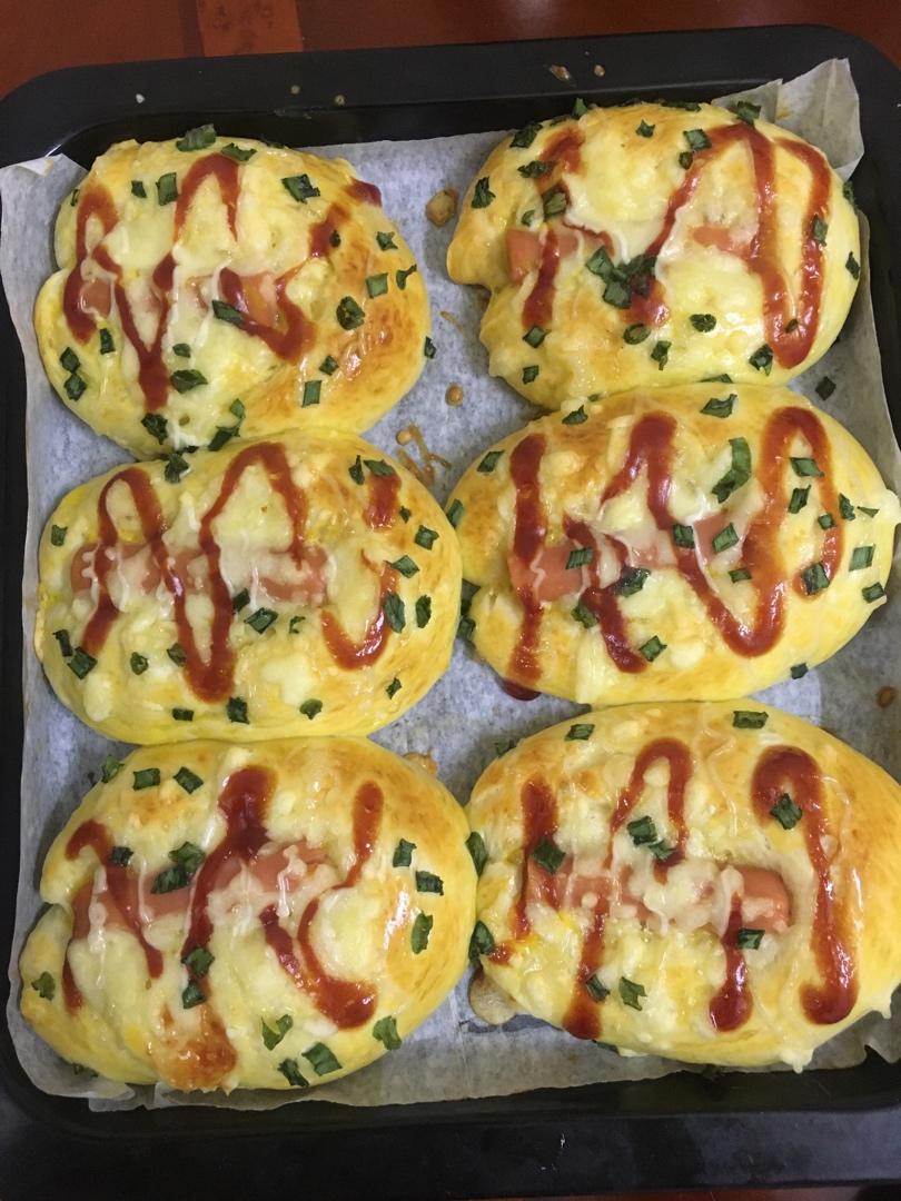 葱香芝士肠仔包