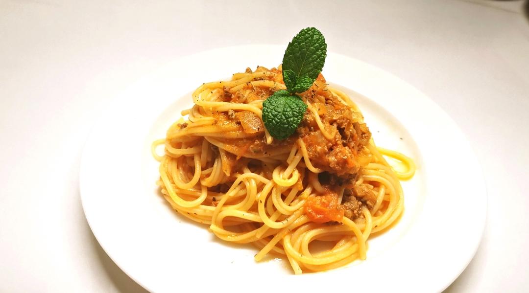 【番茄肉酱意面】