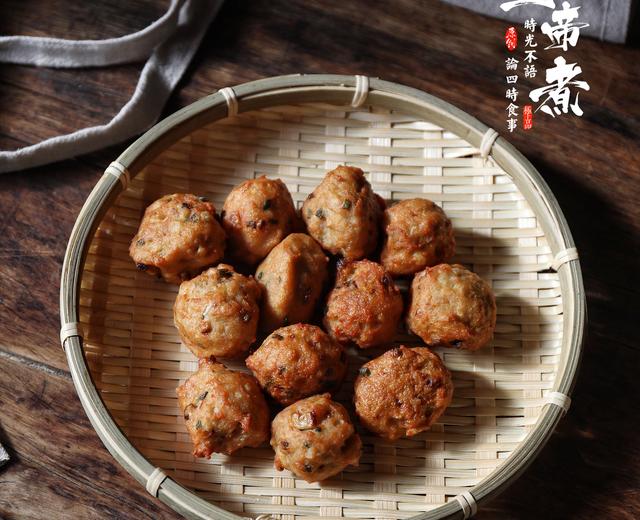 藕丁肉丸子的做法