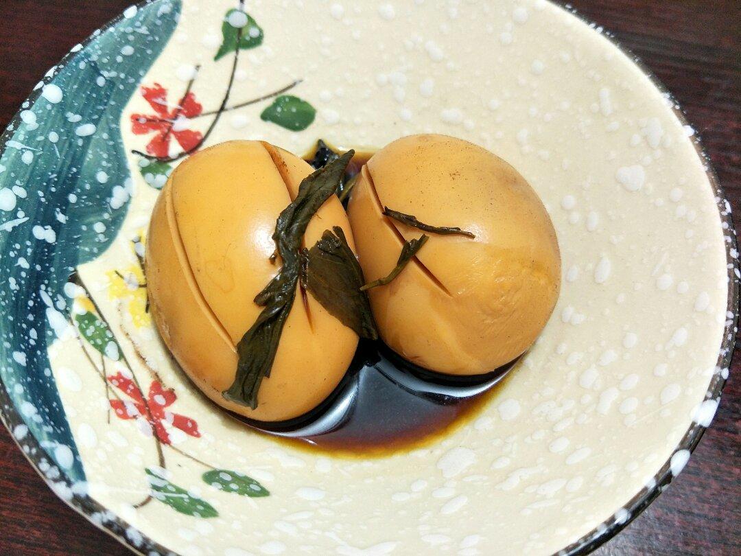 很入味的五香茶叶蛋
