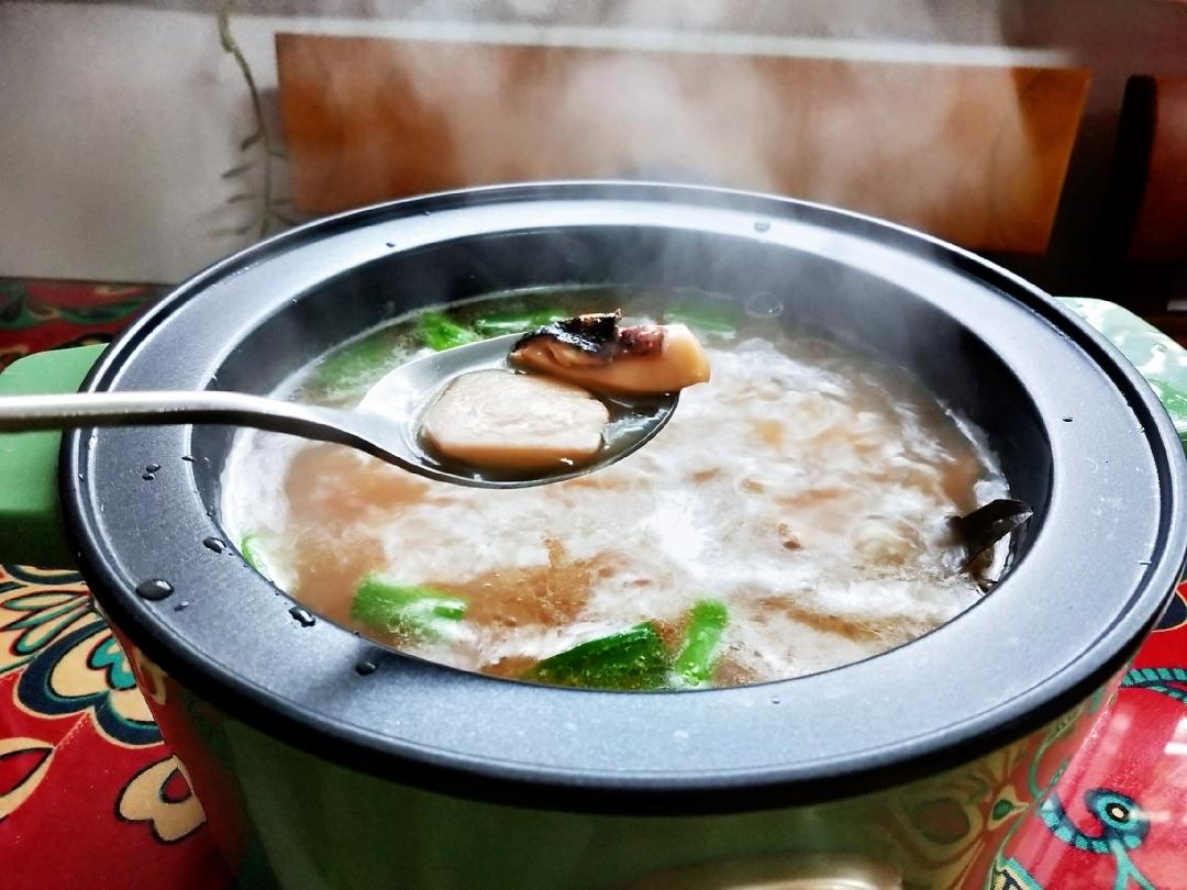 目鱼芋艿煲的做法