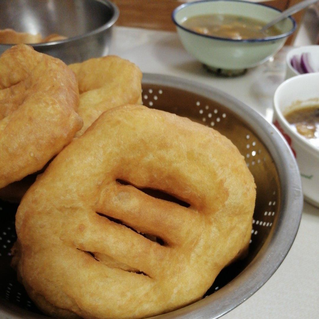 炸油饼这么做 蓬松柔软不浸油 附细节视频详解