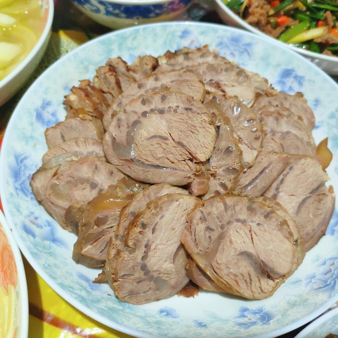 卤牛肉