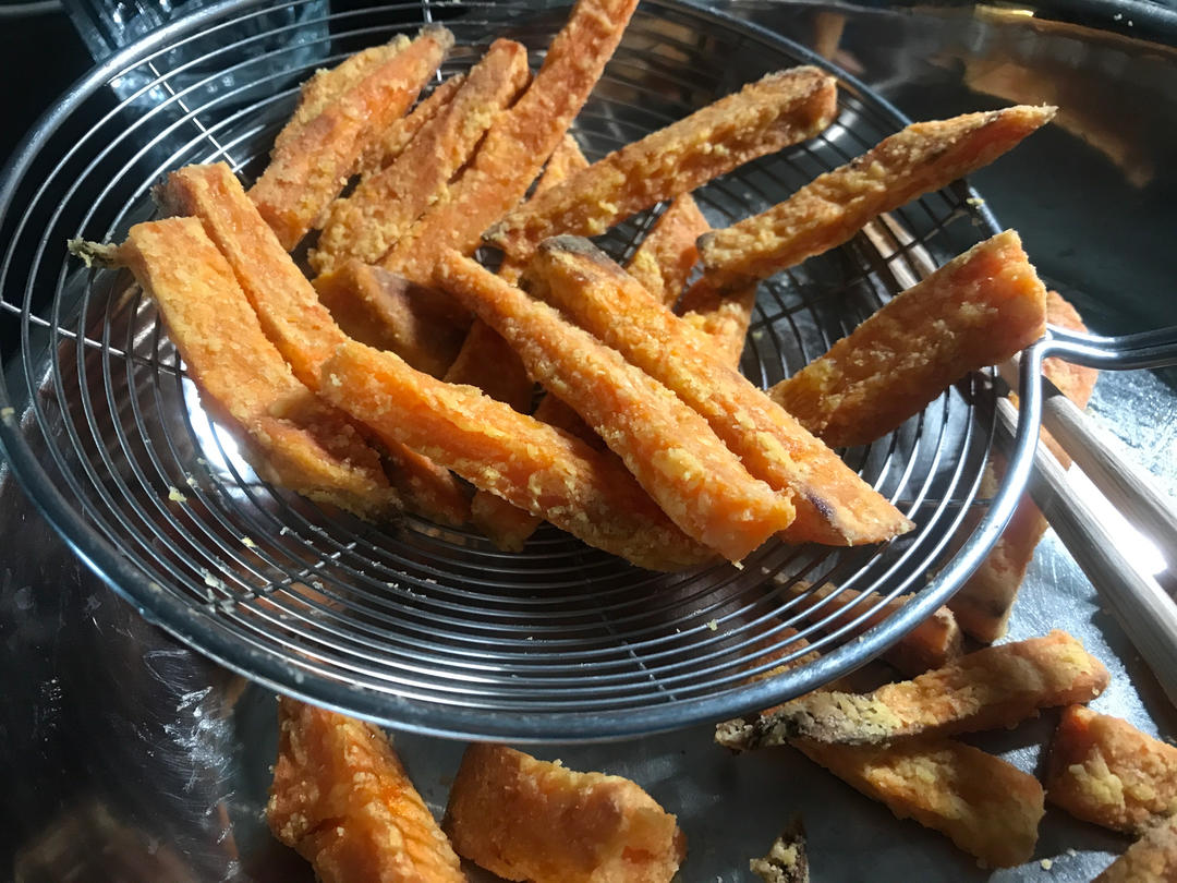 又脆又香的红薯条(烤箱少油版)