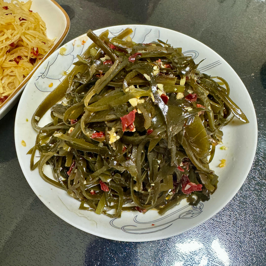 凉拌酸辣海带丝