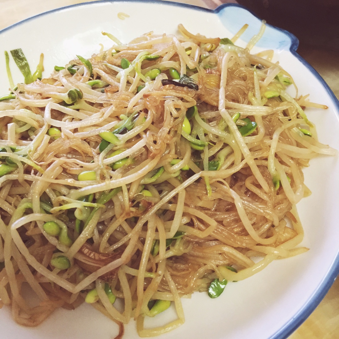 豆芽炒粉丝
