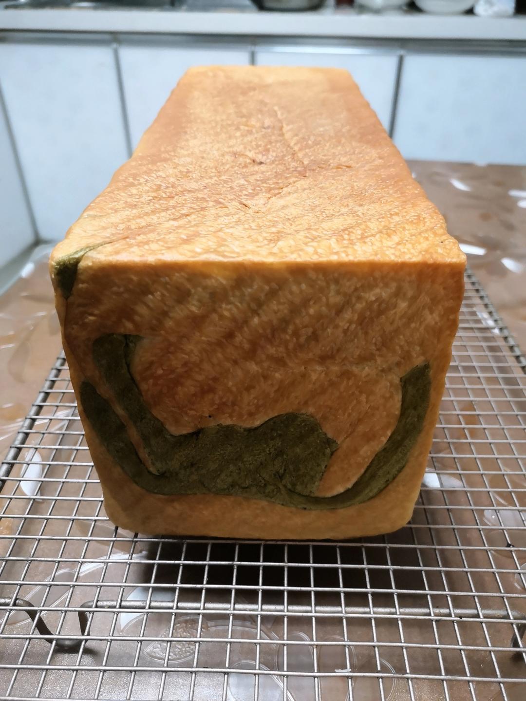 抹茶红豆馅吐司