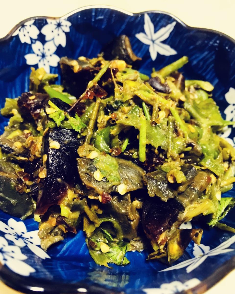 虎皮青椒拌皮蛋