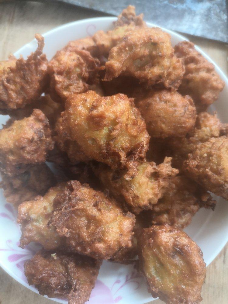 炸萝卜丸子