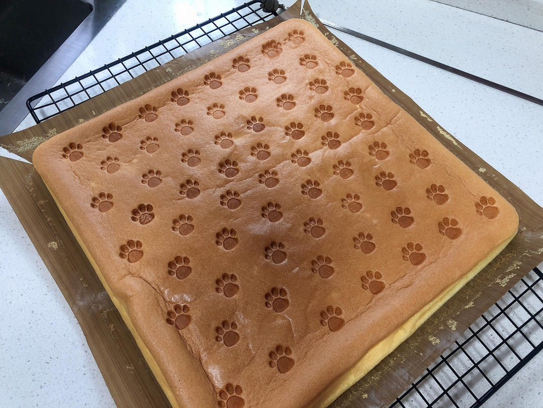 超简单版蛋糕卷（小四卷）美味早餐/婴儿零食