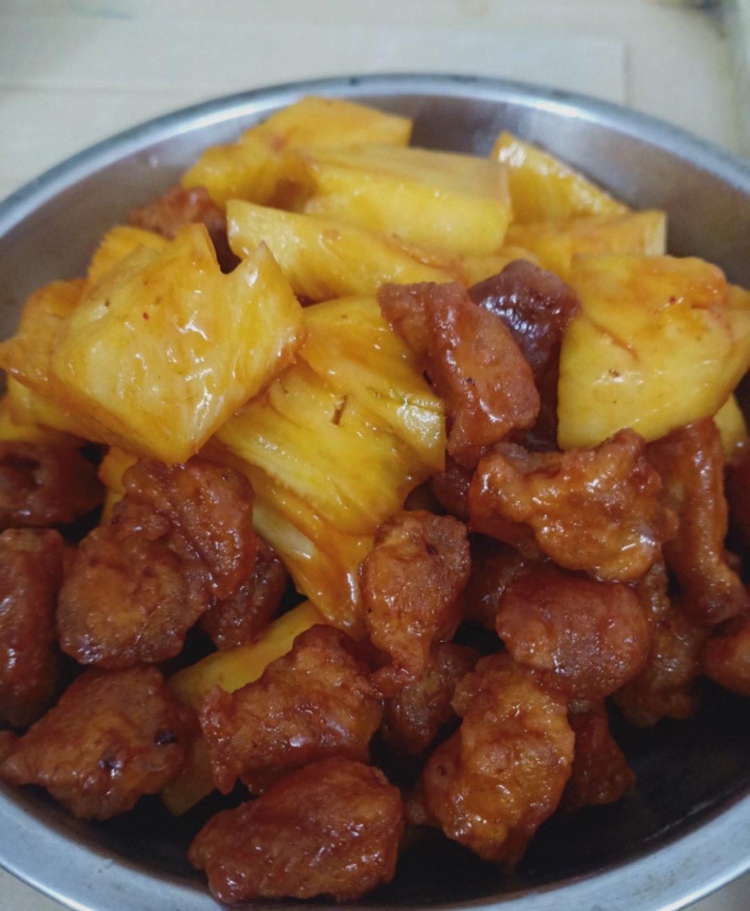 秘制菠萝咕噜肉（绝对好吃）