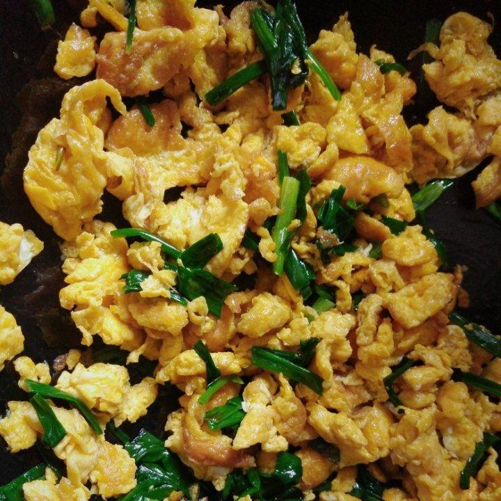 韭菜炒鸡蛋——三分钟快手下饭菜 掌握火候的秘诀