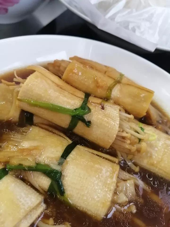 神仙减脂餐🔥好吃到跺脚的金针菇豆皮卷～给肉都不换！