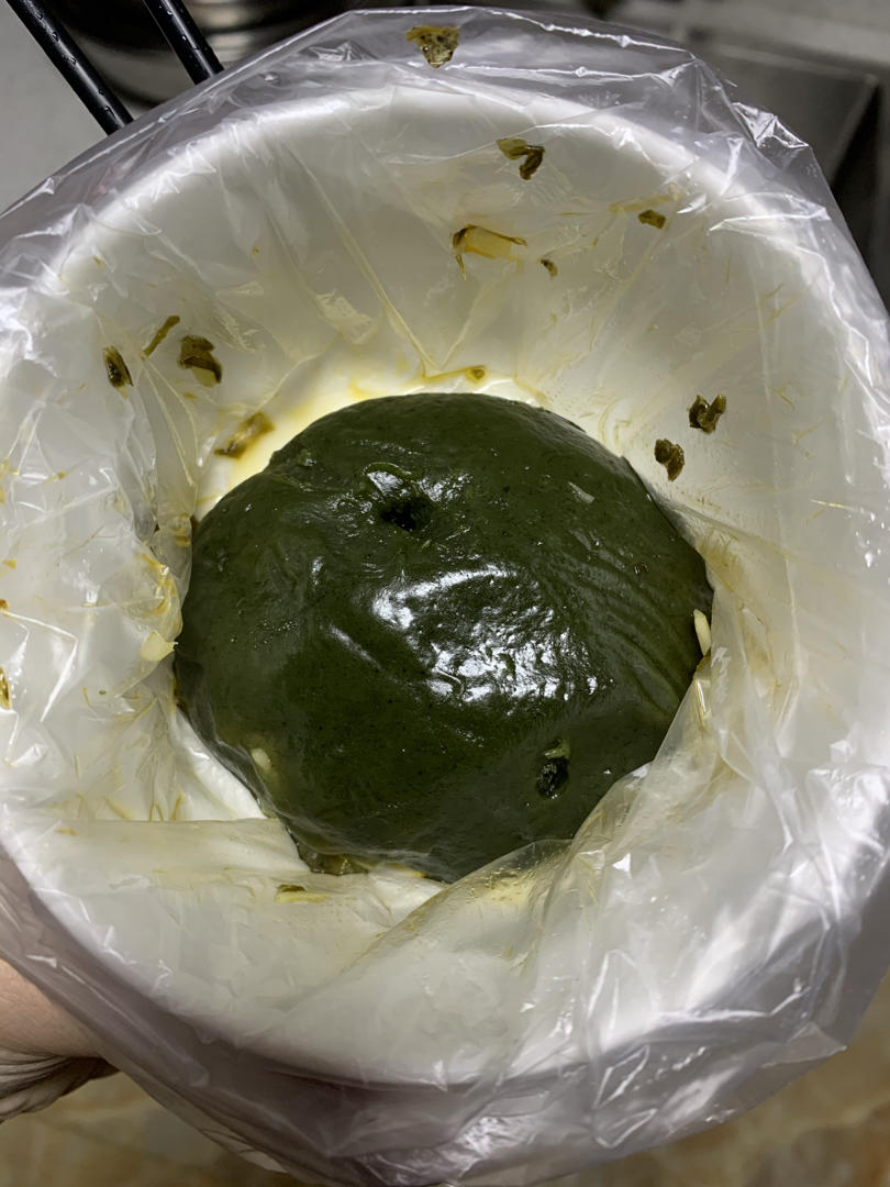 清明必吃的艾草青团