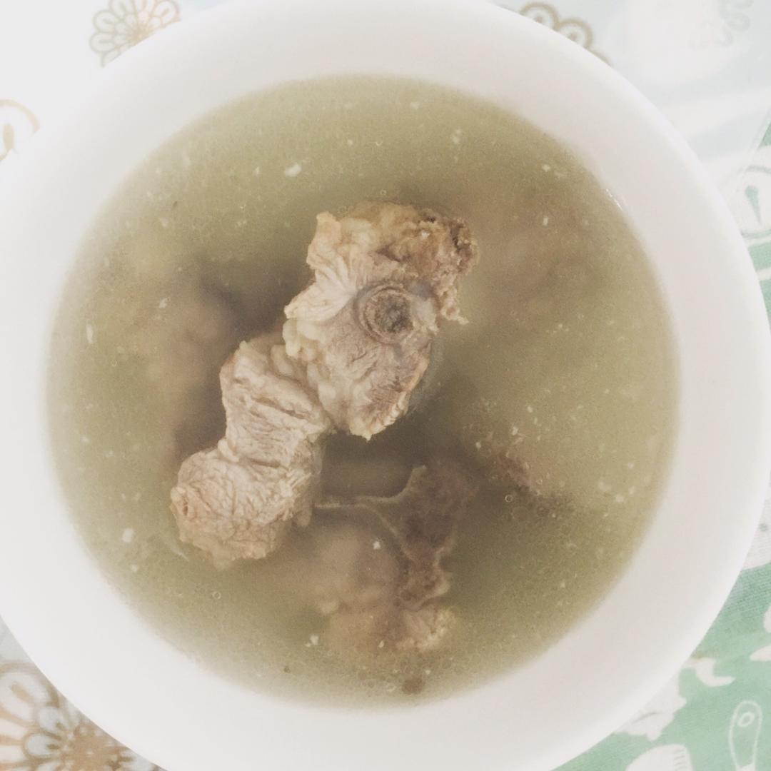 清炖排骨汤