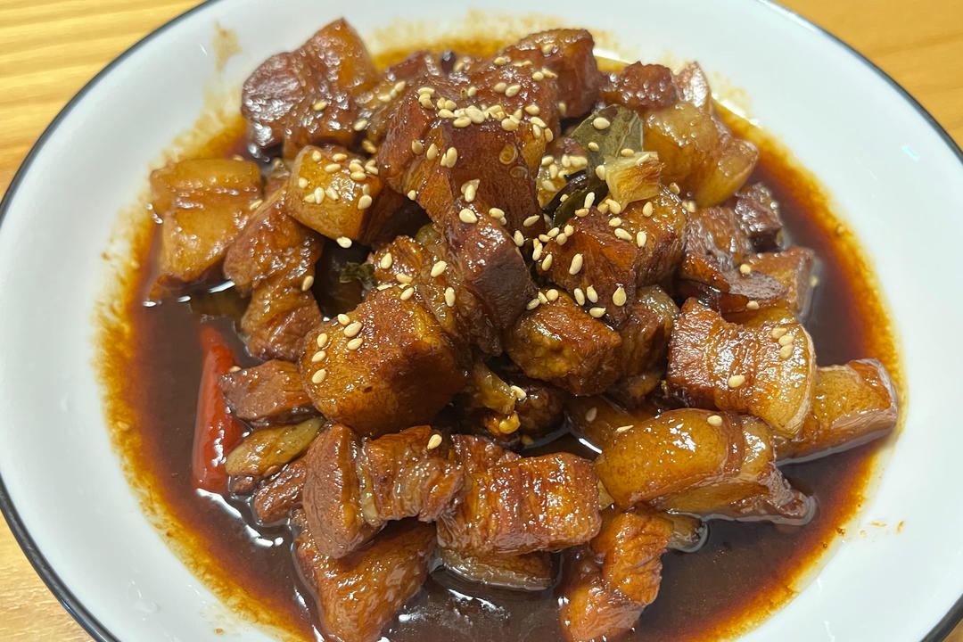不焯水不放油的家常红烧肉