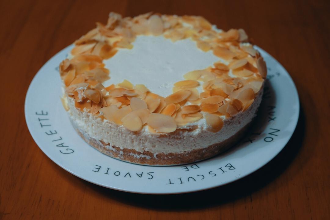 不用烘焙的杏仁芝士蛋糕 Cheese cake