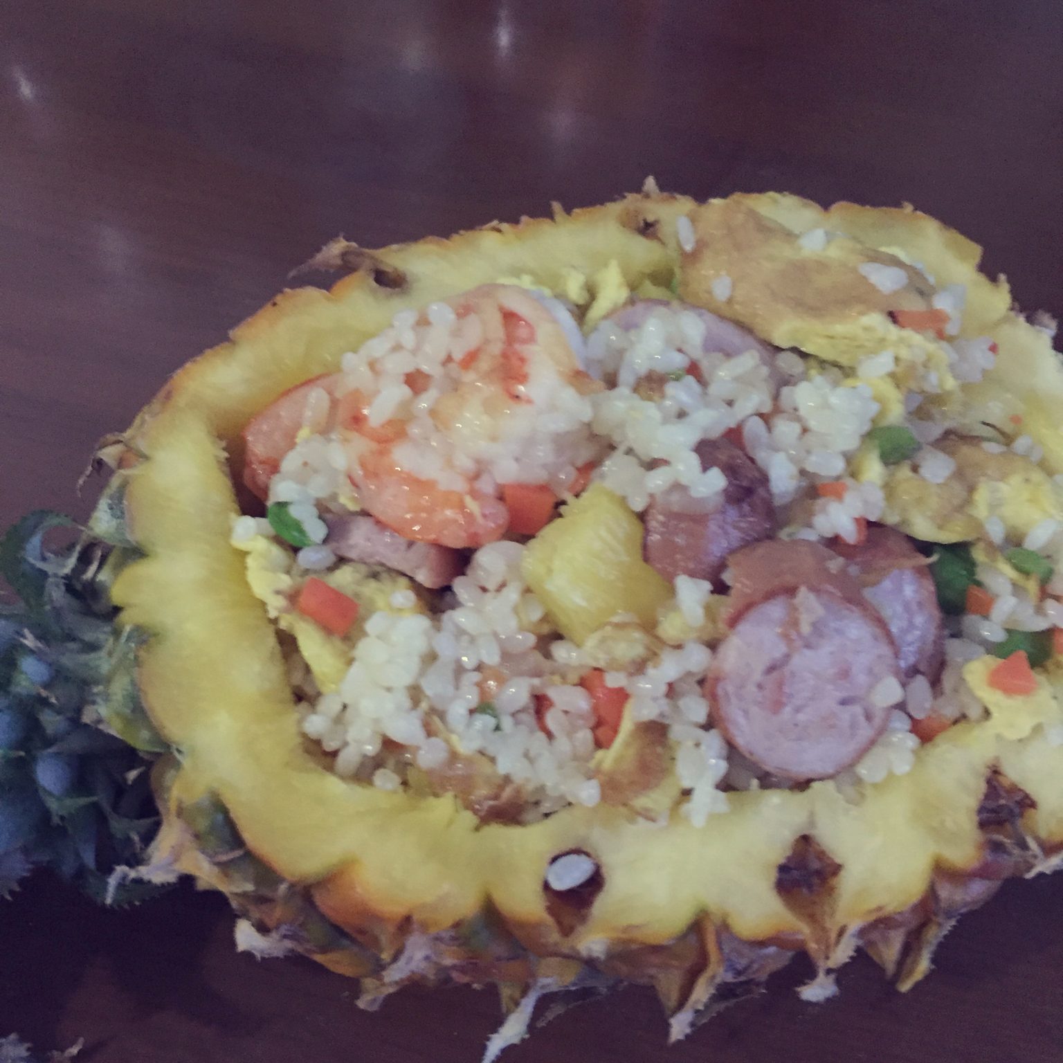 虾仁菠萝炒饭
