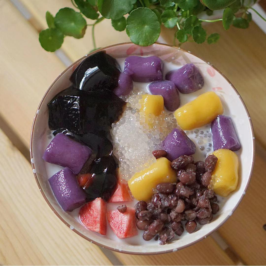 椰浆红豆芋圆烧仙草
