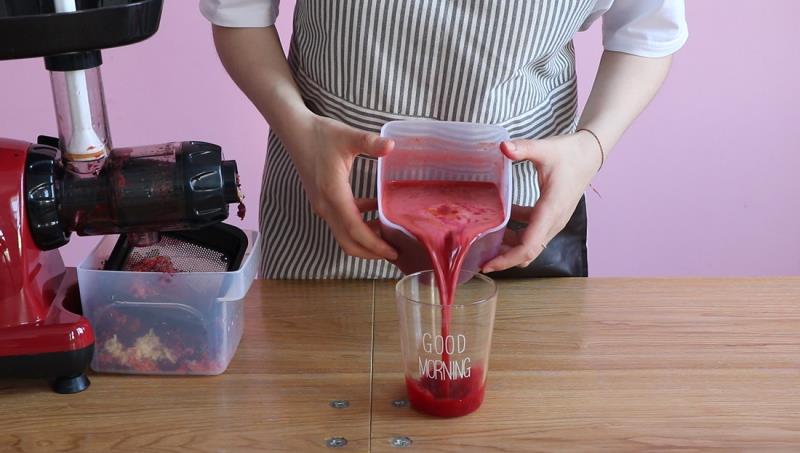 烈焰红唇——Mix甜菜汁的做法 步骤4