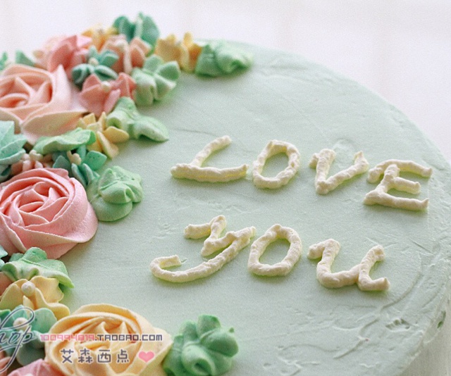 超简单完美戚风蛋糕（6寸2蛋）附打发、翻拌、脱模视频