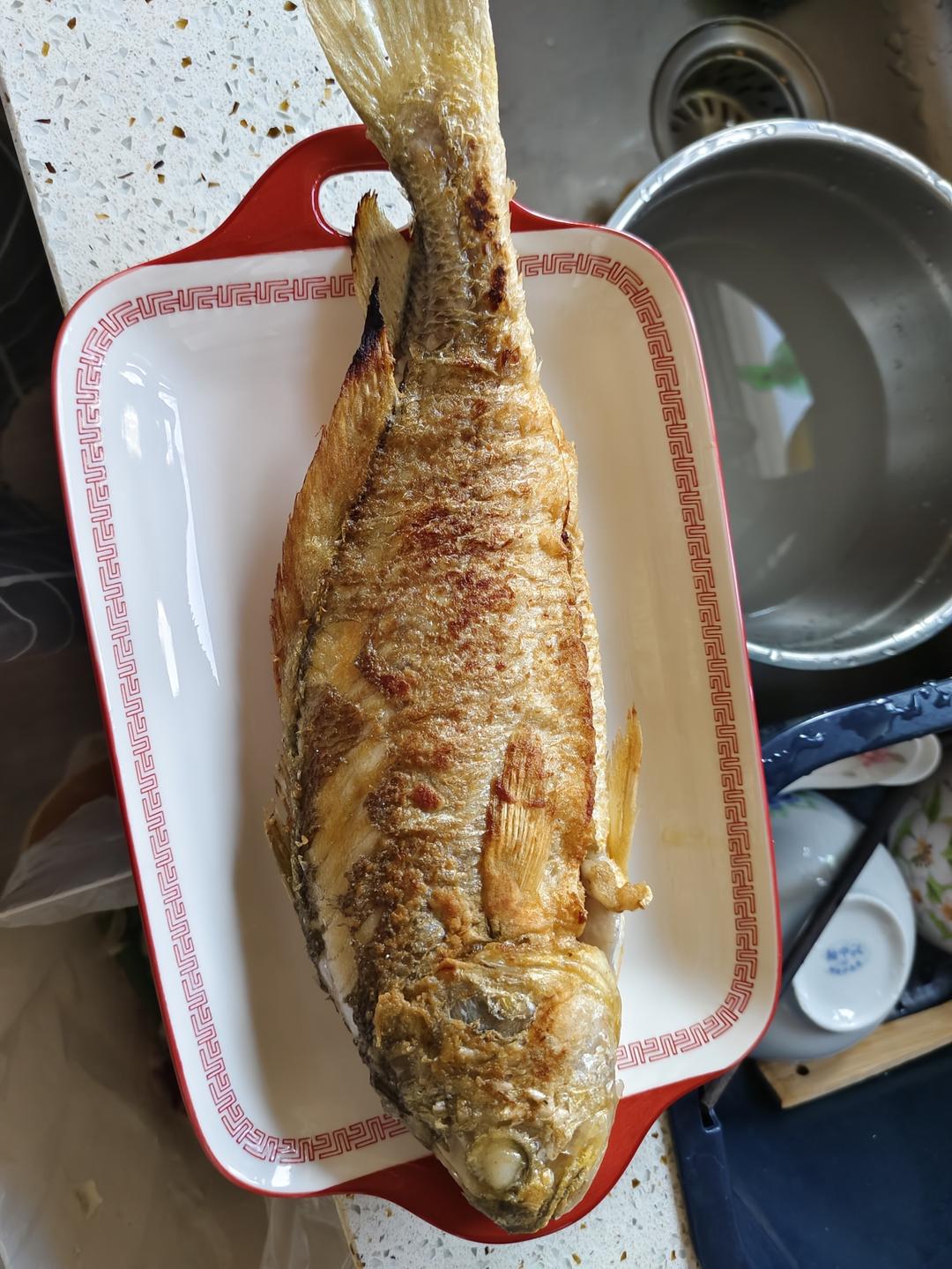 私房红烧黄花鱼，边吃边想念~