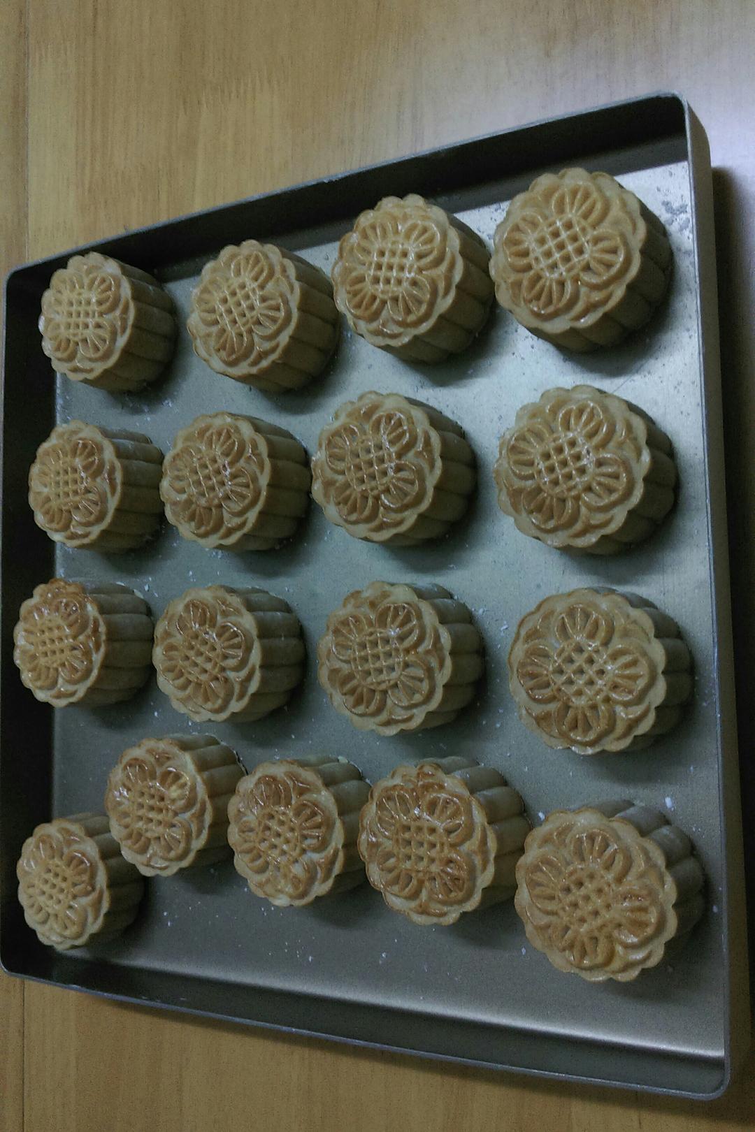 金沙奶黄月饼