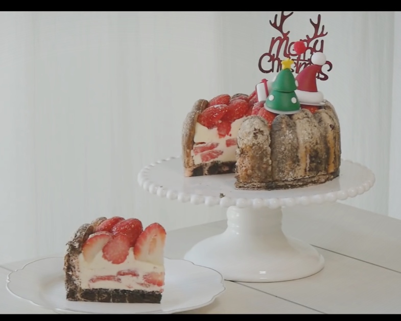 圣诞夏洛特可可草莓蛋糕