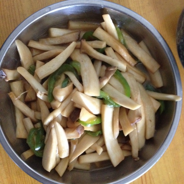 青椒素炒杏鲍菇