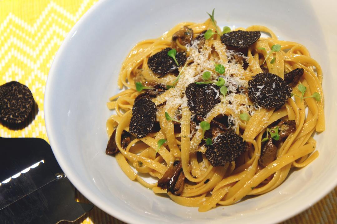 钱的味道：牛肝菌黑松露意面 Fettuccine with porcini mushroom and black truffle的做法