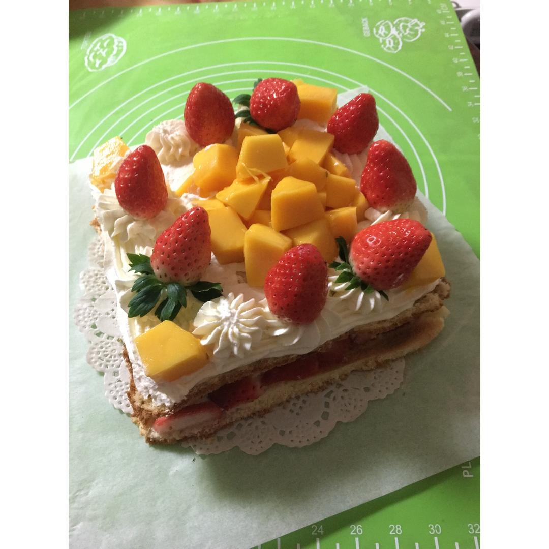 方形水果夹层蛋糕