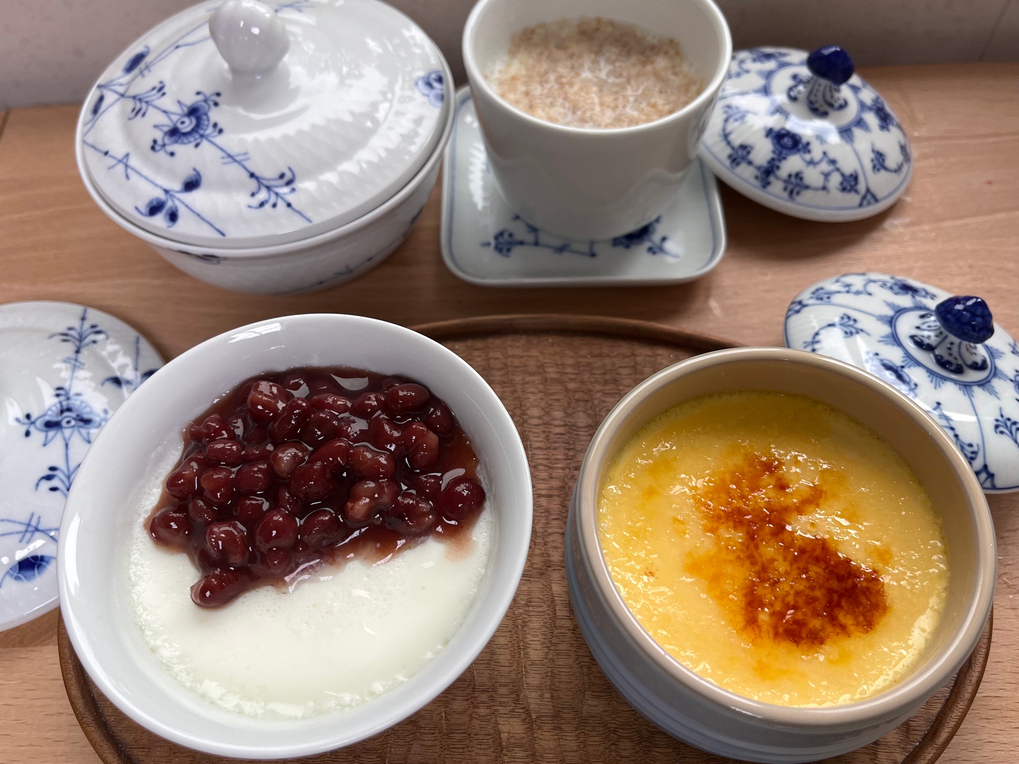 “一蛋两吃 、一举两得 ”可同时制作的甜品：中式双皮奶与西式布丁的做法 步骤10