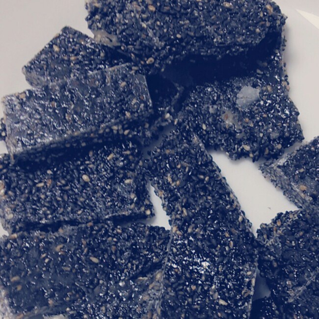 黑芝麻糖