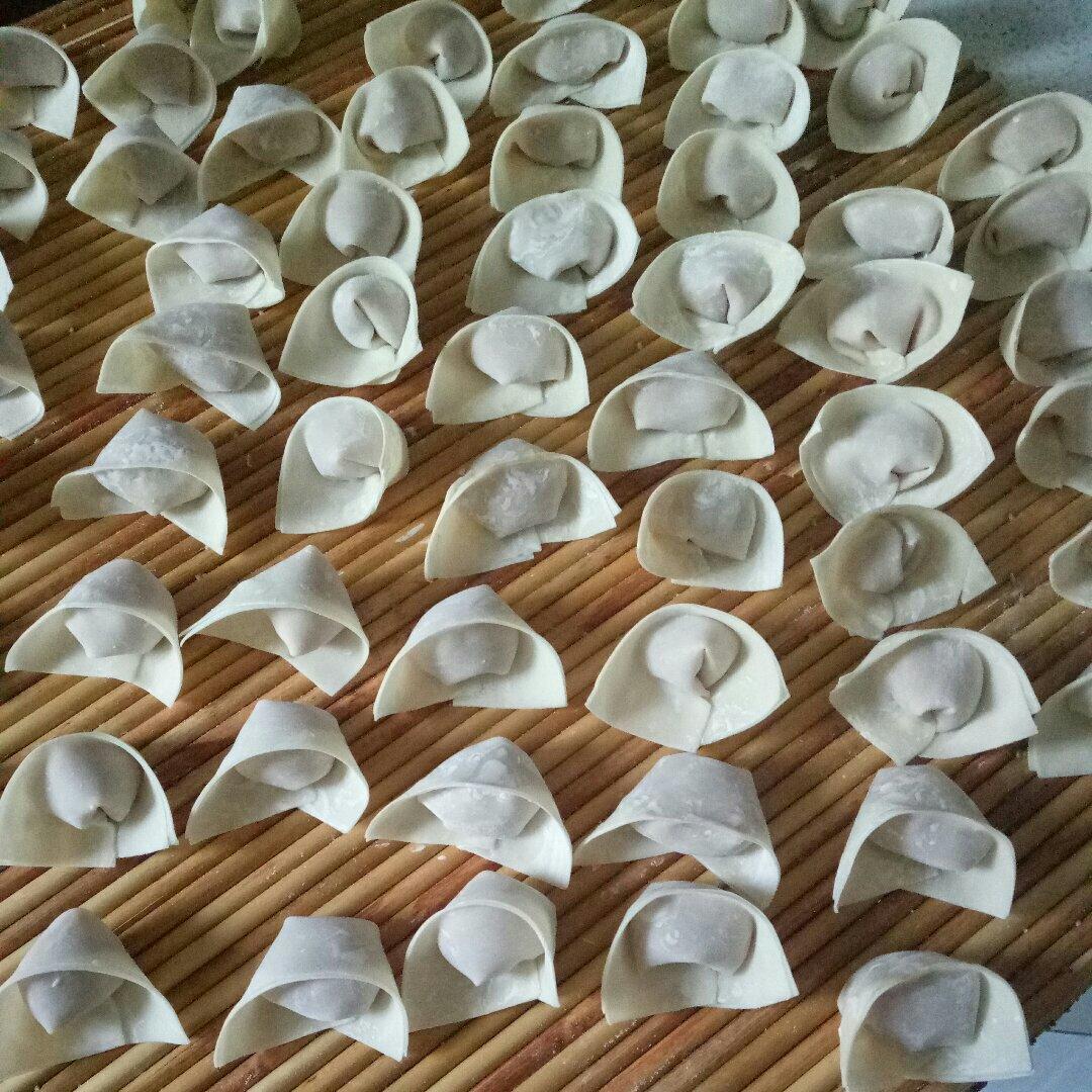 元宝馄饨的包法