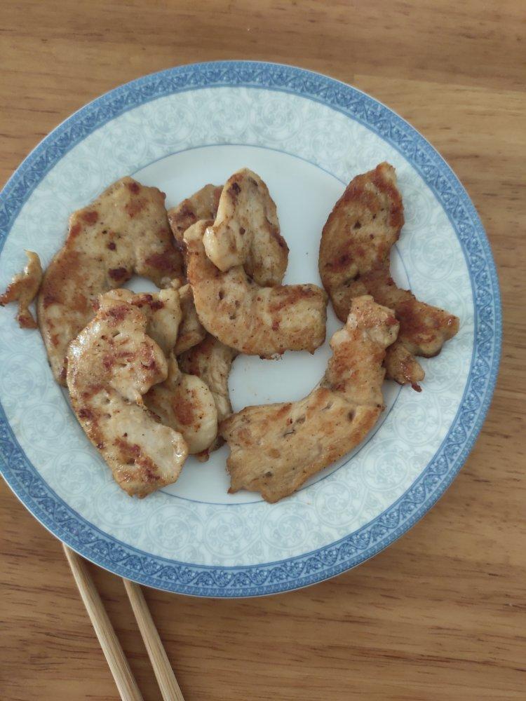 香煎嫩滑鸡胸肉