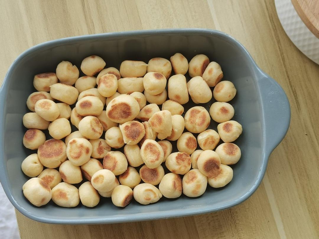 不加一滴水的奶香鸡蛋小馒头