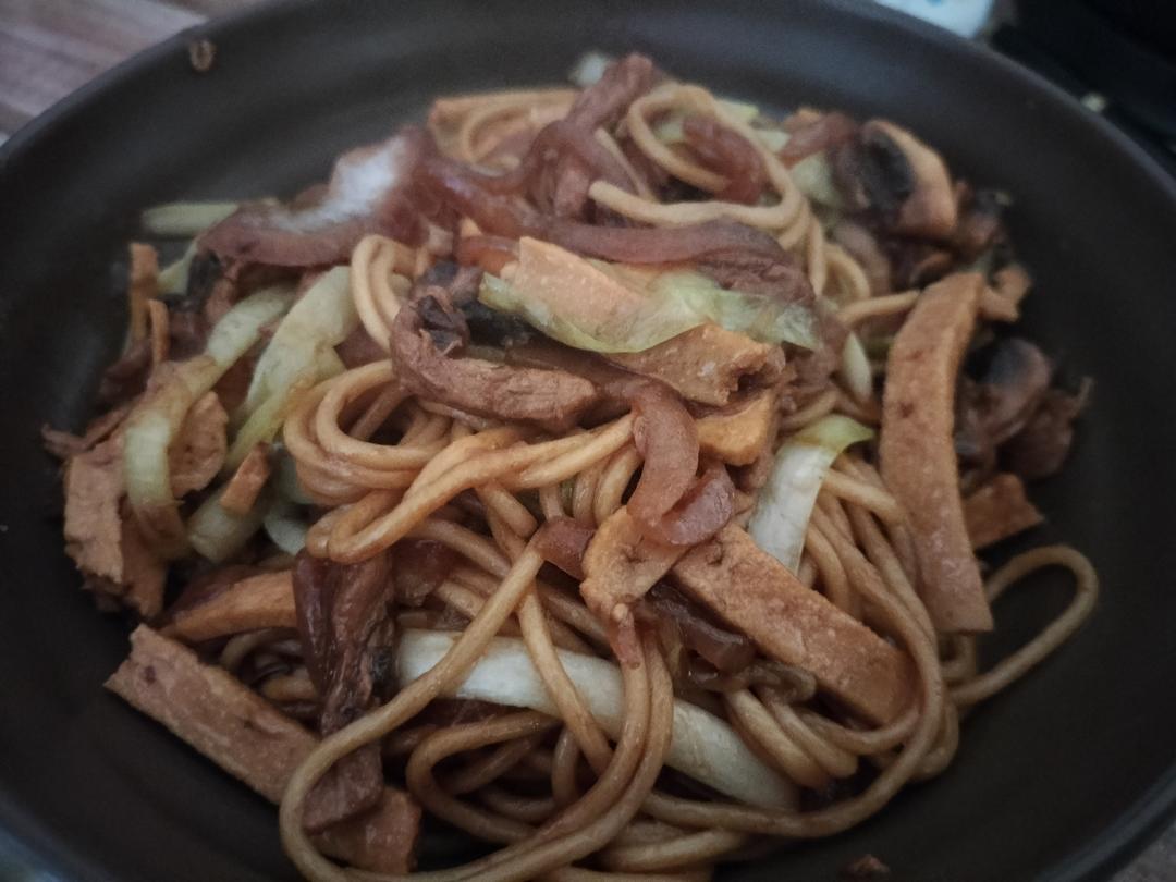 杭州人心底的两碗面：片儿川+肉丝拌川