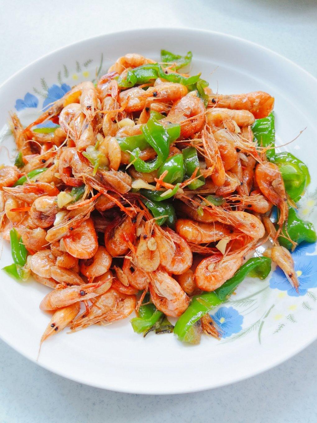 家常徽菜：青椒炒小河虾