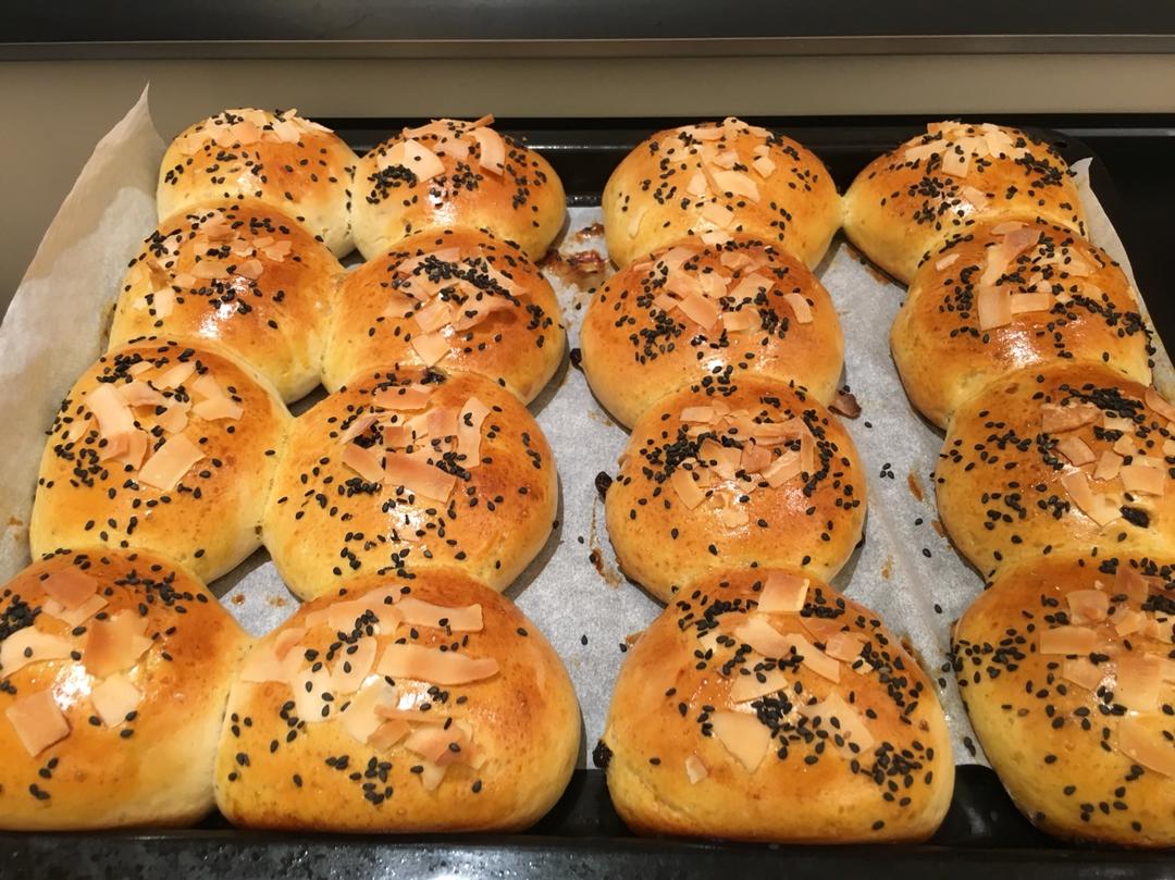 一次发酵椰蓉餐包