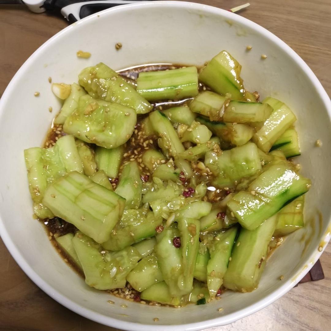 万能调料汁拍黄瓜太绝了