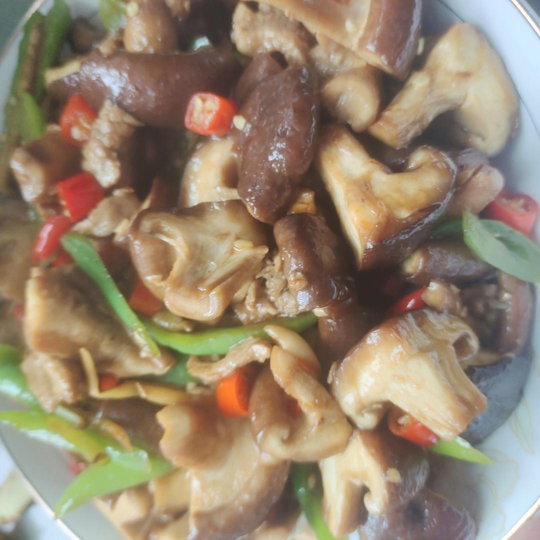 香菇炒肉｜贼香